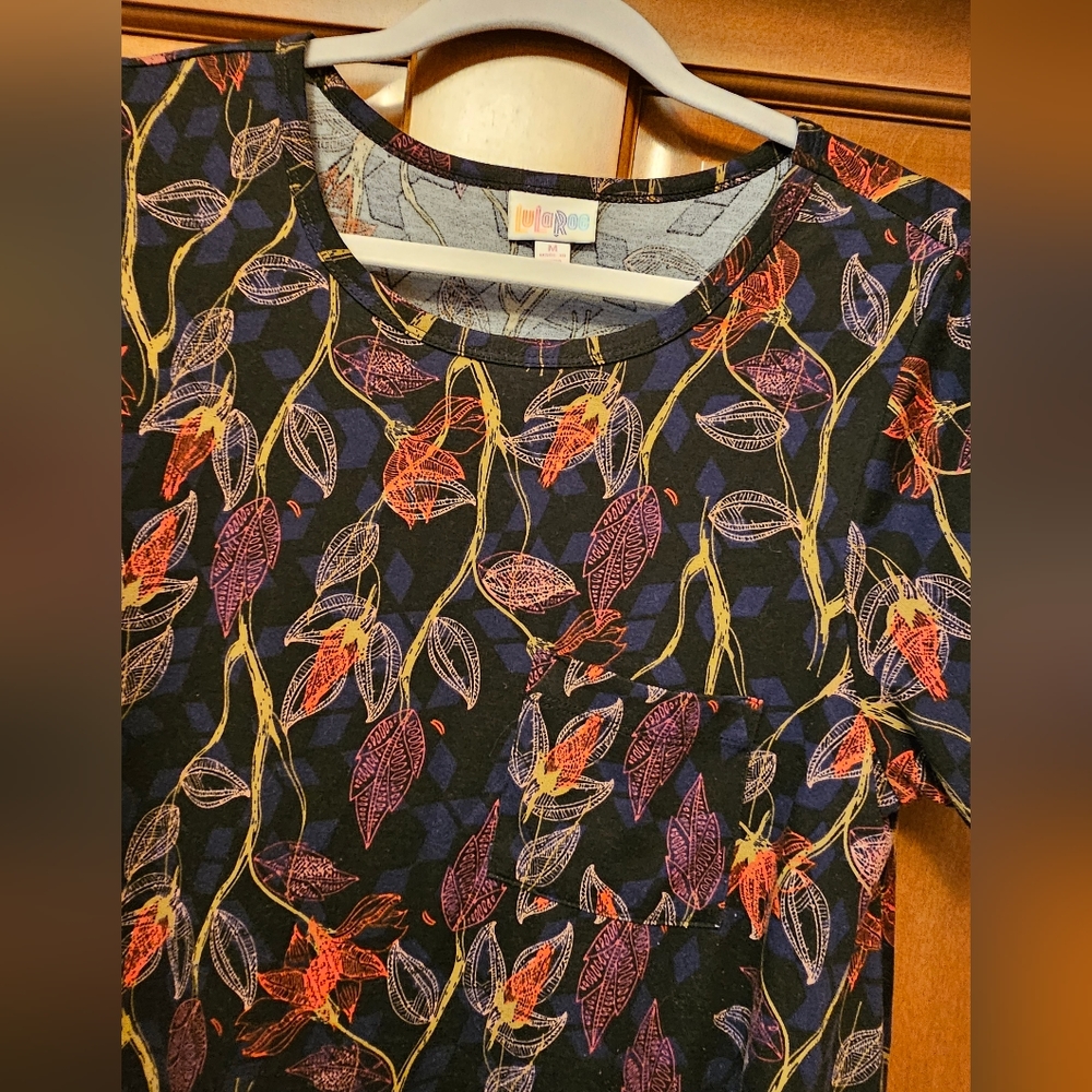 LULAROE Carly Dress size Medium